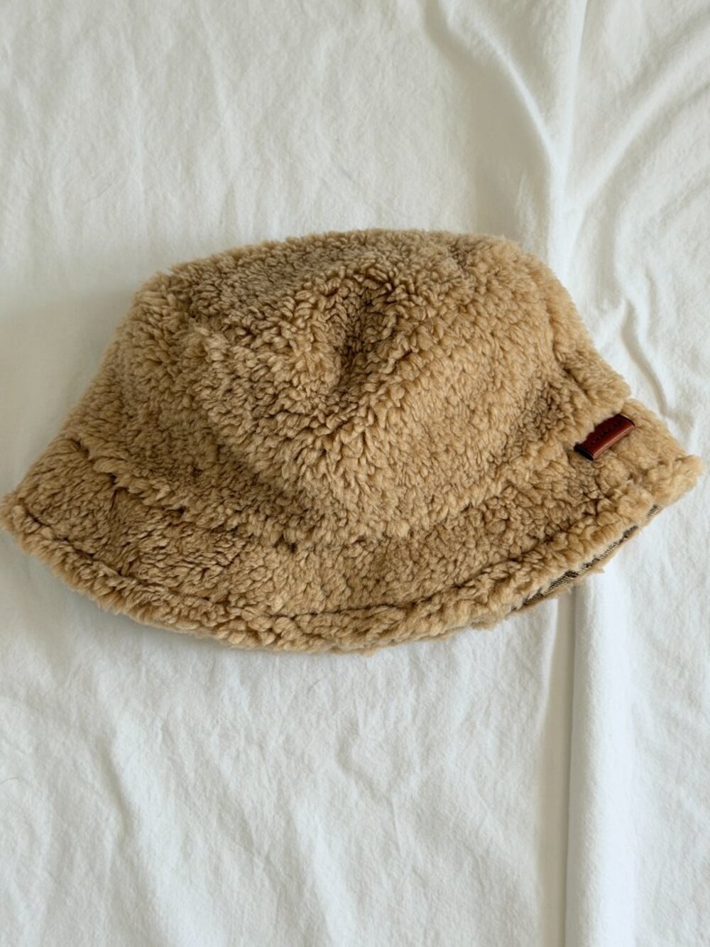 Coach Teddy Sherpa Bucket Hat Camel One Size NWT Faux Shearling Cozy